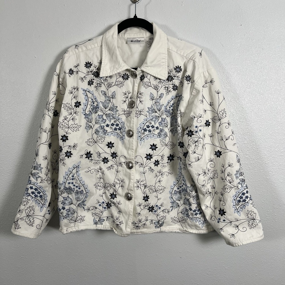 Units Womens White Embroidered Jacket‎ Floral Paisley Concho Button Large